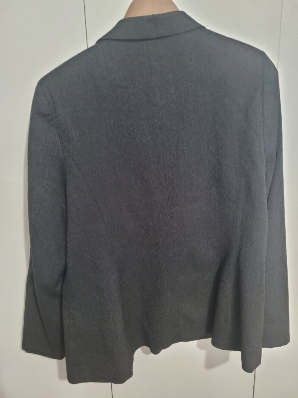 Blazer - Picture 8 of 9